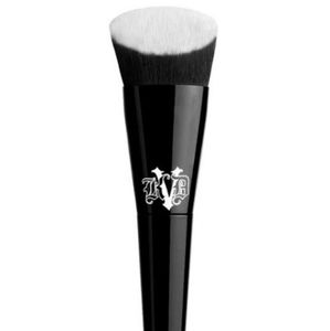 Lock-it Edge Foundation Brush